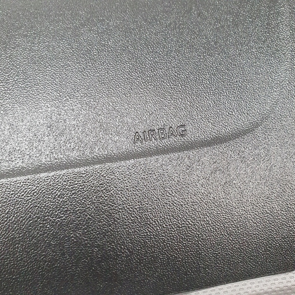 фото №5, Aygo панель приладів консоль подушки безпеки ремені подушка безпеки