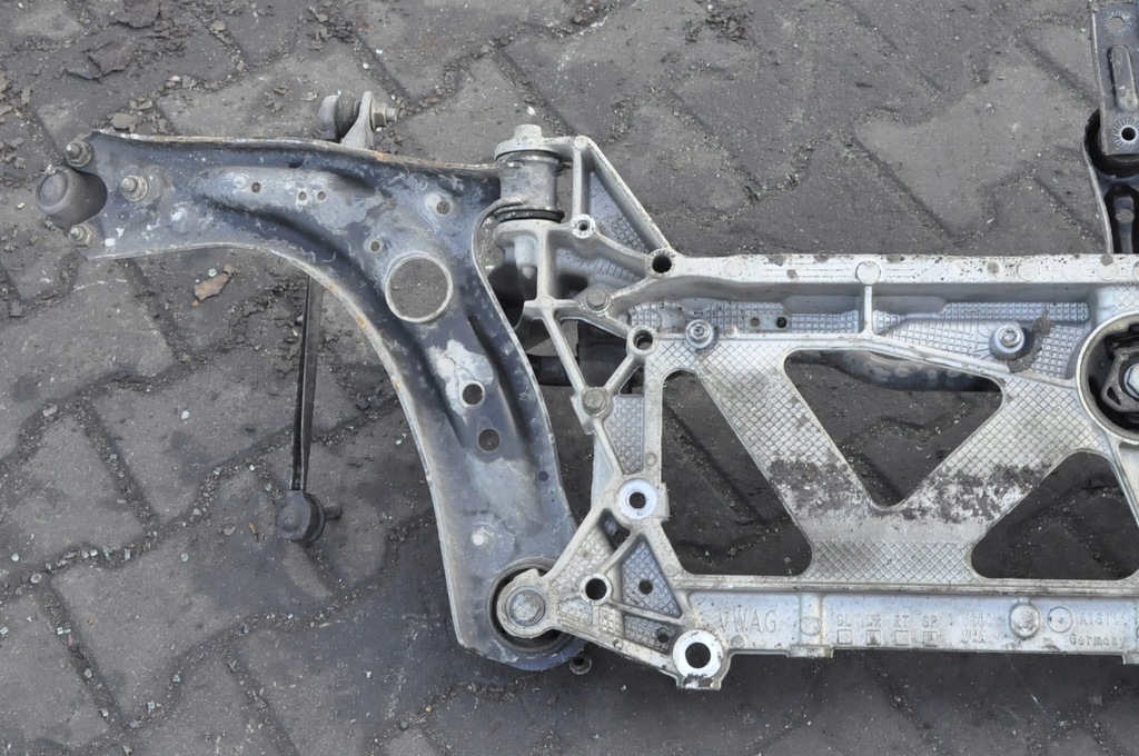 фото №6, Audi a3 8v 1.5 tfsi подрамник подвеска 5q0199369g