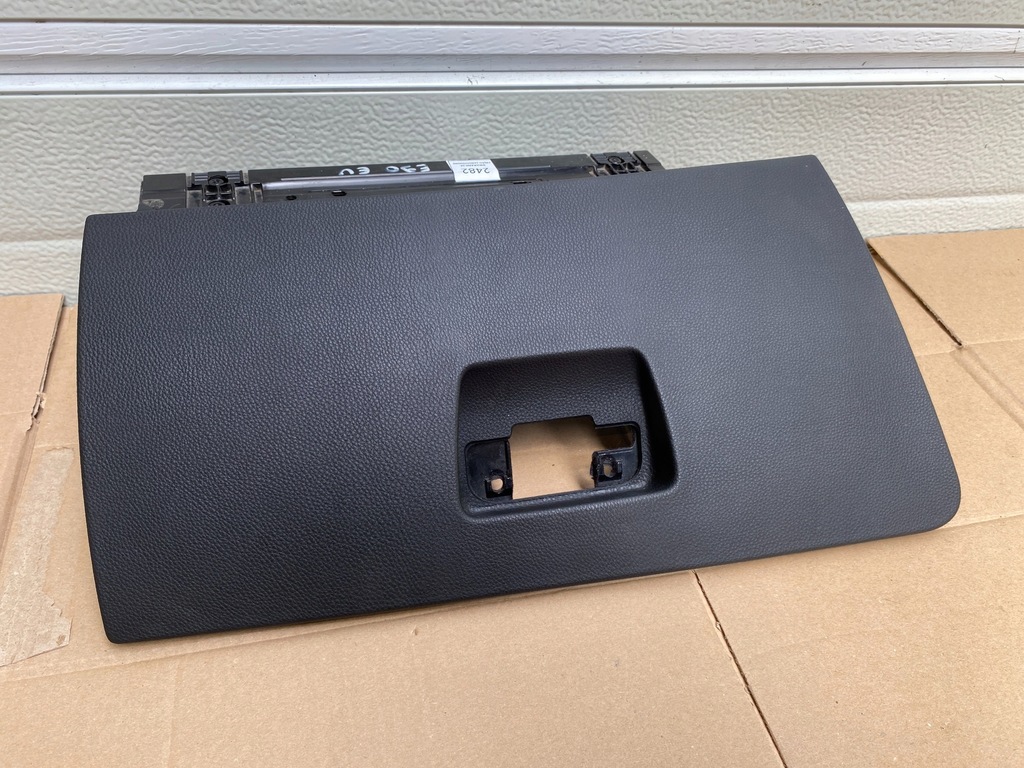 фото №14, Bmw e90 e91 e92 e93 бардачок правый перед пассажира 7075477