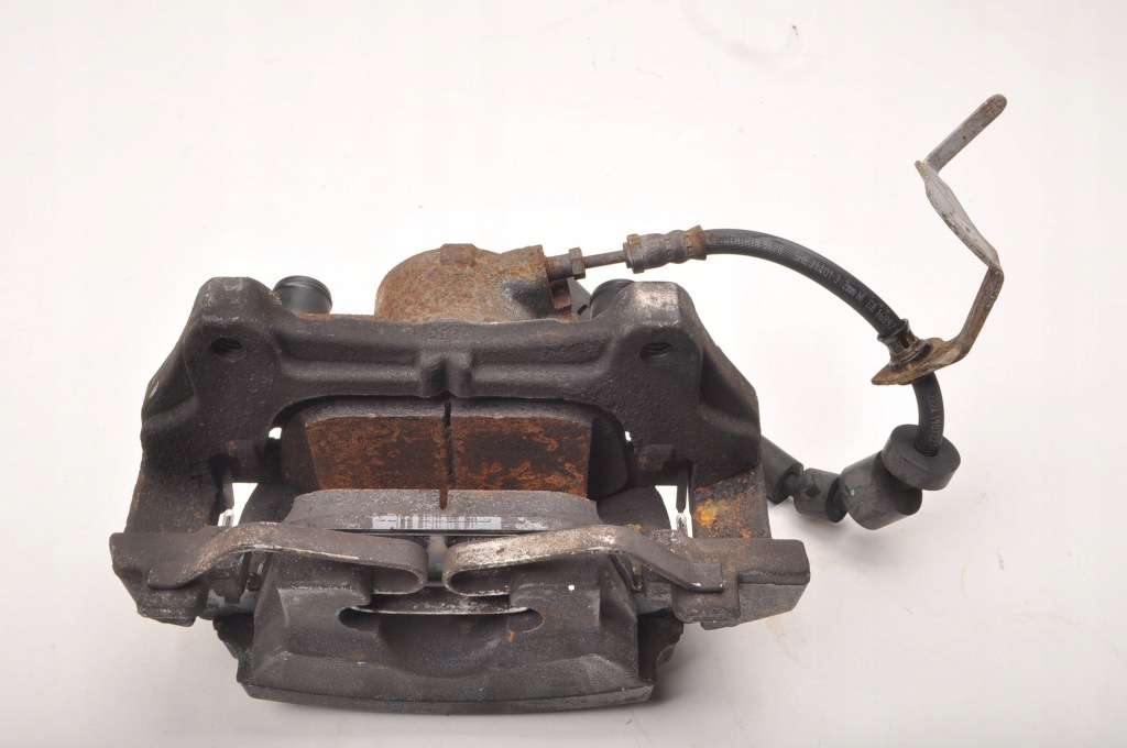 фото №6, Volvo s60 iii v60 xc60 ii 2.0 d3 супорт гальмівний правий перед 31471664