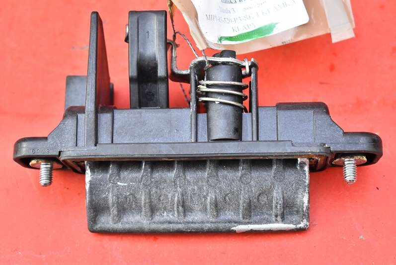 фото №6, Ручка крышки задняя задний mazda 3 1 i bk 5d hb lift 06-09