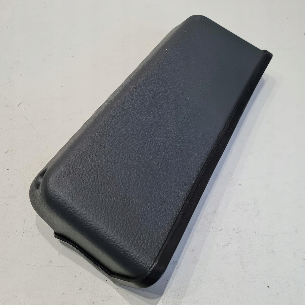 фото №5, Mitsubishi pajero 93-94 захист корпус світло стоп mb683964