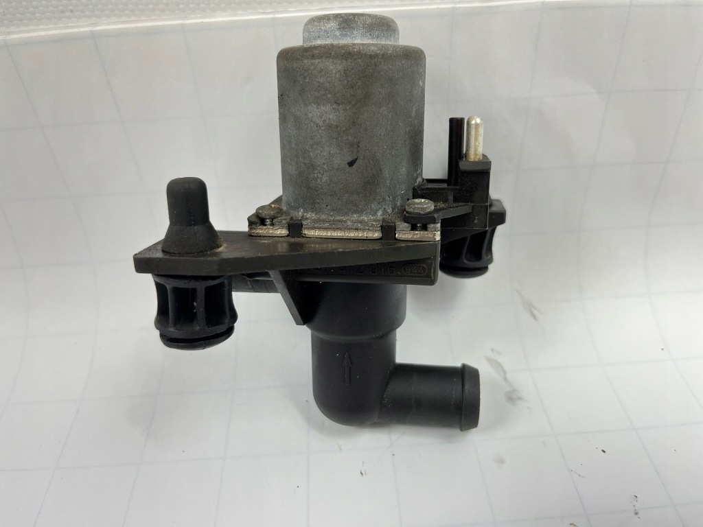 Электроклапан отопителя отопления климатроник mercedes w124 0008307284 Киев