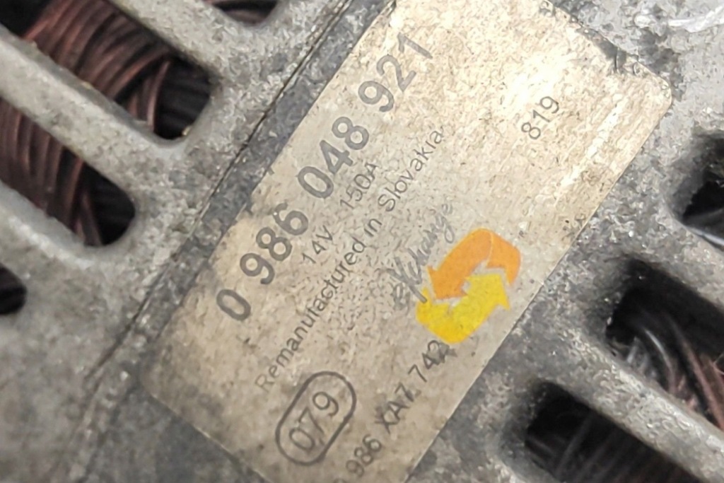 Генератор bmw x3 e83 0986048921 3.0l дизель 150kw 2005 Недорого