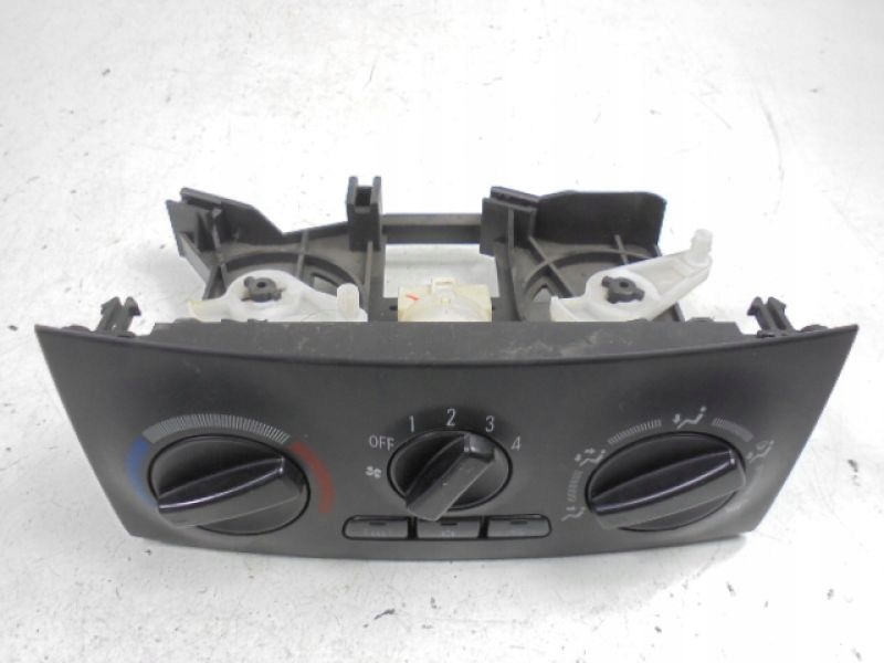 фото №13, Space star i dg панель обдув lift mn140637