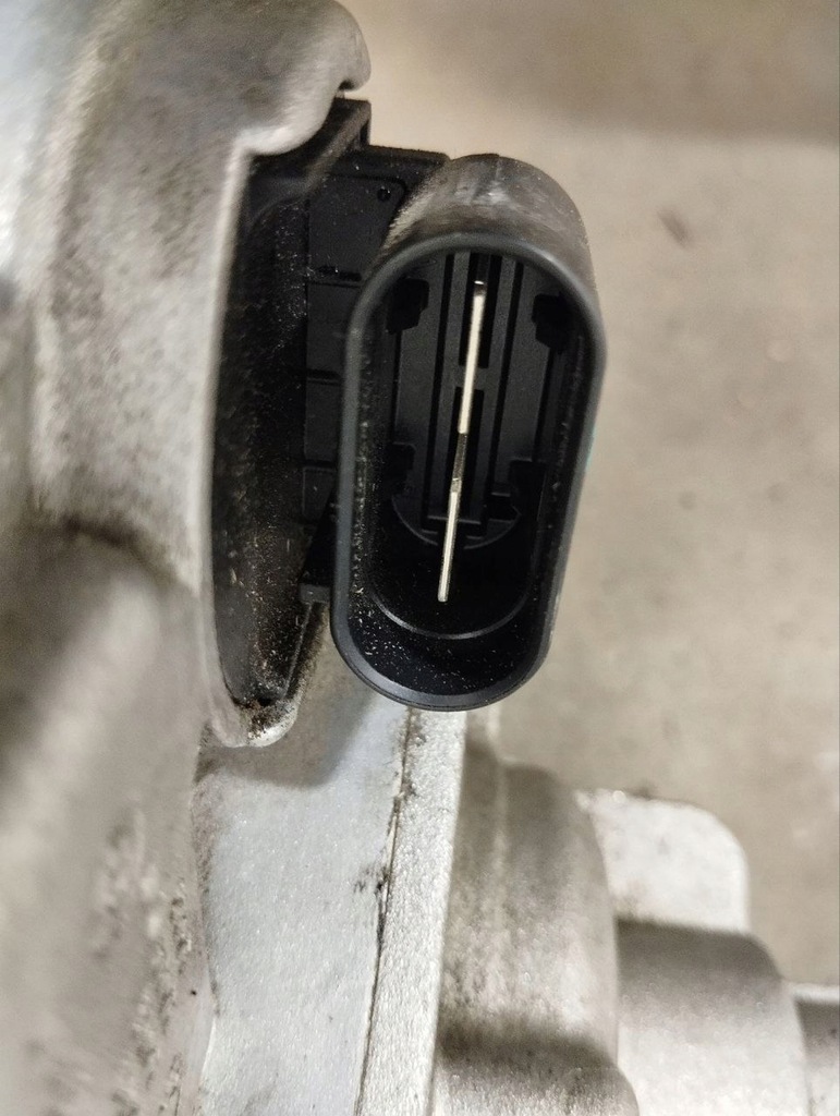 фото №10, Bmw i3 2015 рулевое управление рулевые