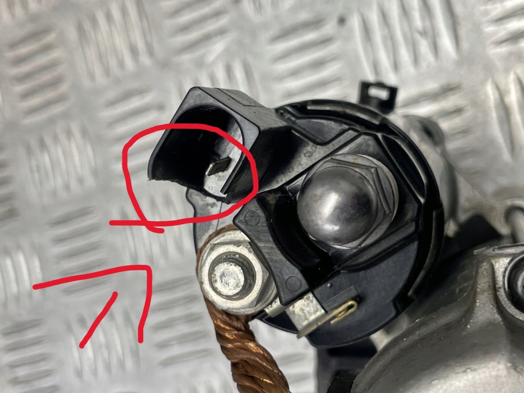 Bmw оригінальний номер 8671505 x5 g05 стартер Доставка