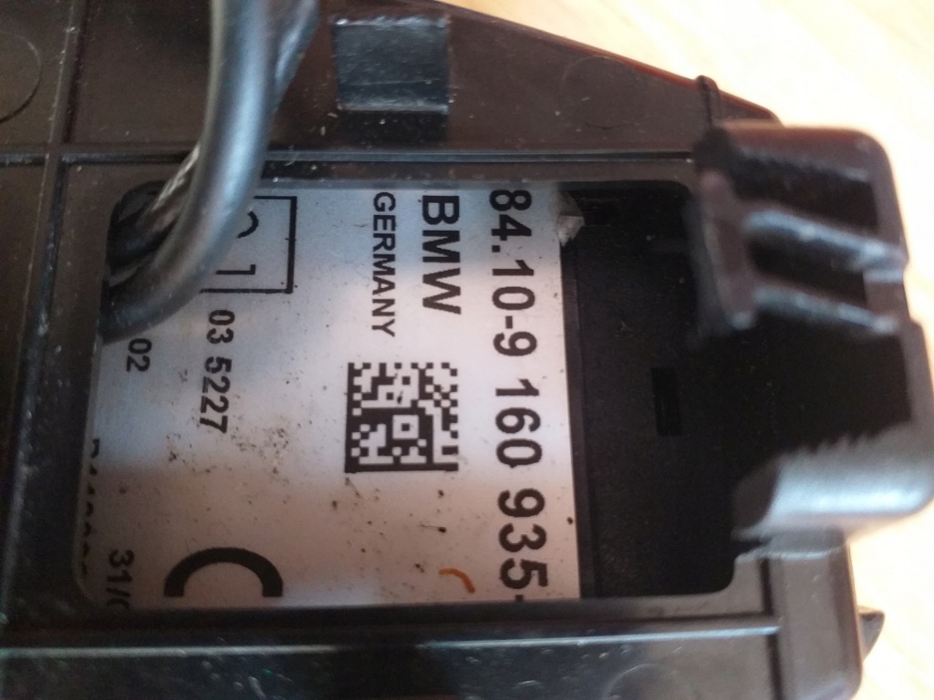 фото №5, Bmw bmw e90 e91 зарядний пристрій iphone 5 2351308 кронштейн 9160935 захист 7118054