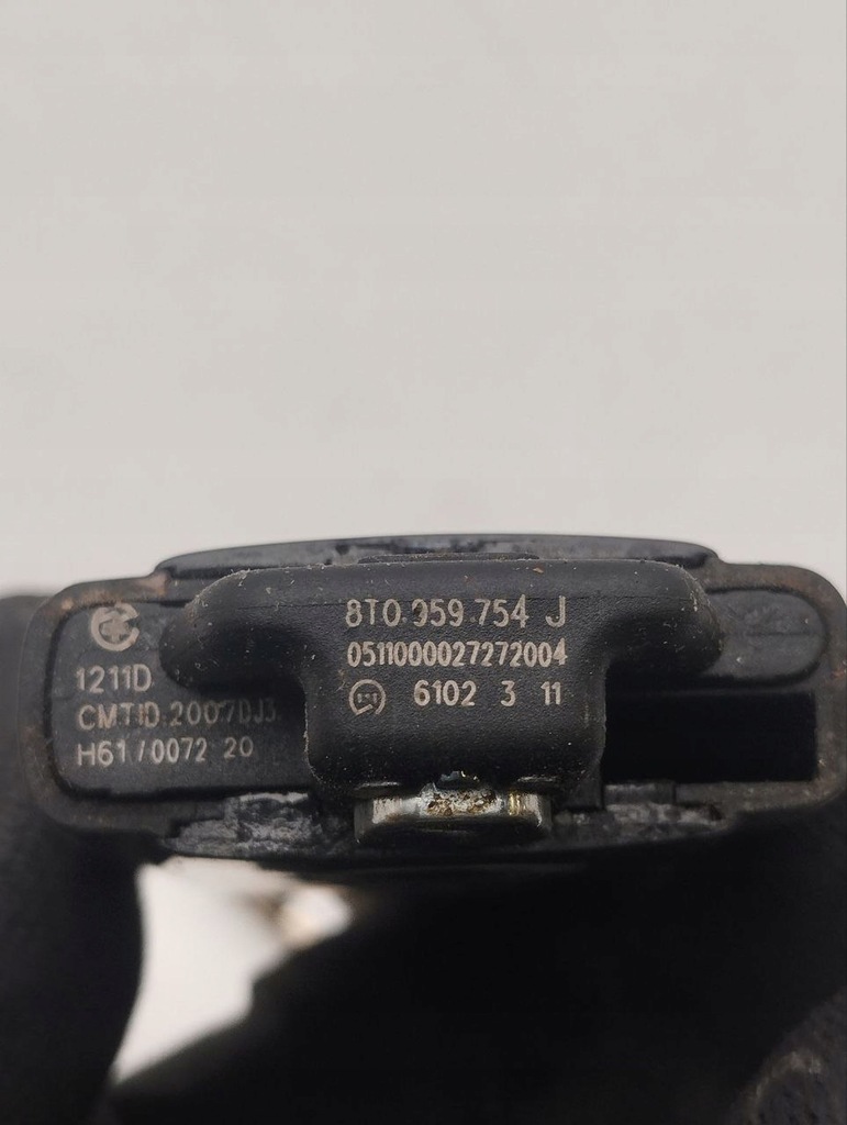 фото №5, Audi a5 8t 8f 2010 ключ / карта зажигания 8t0959754j