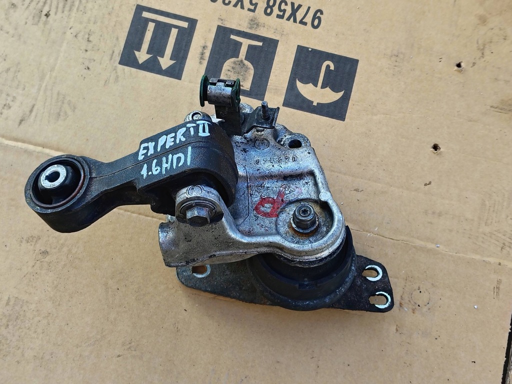 фото №1, Кронштейн двигателя peugeot expert 2 ii 1.6 hdi