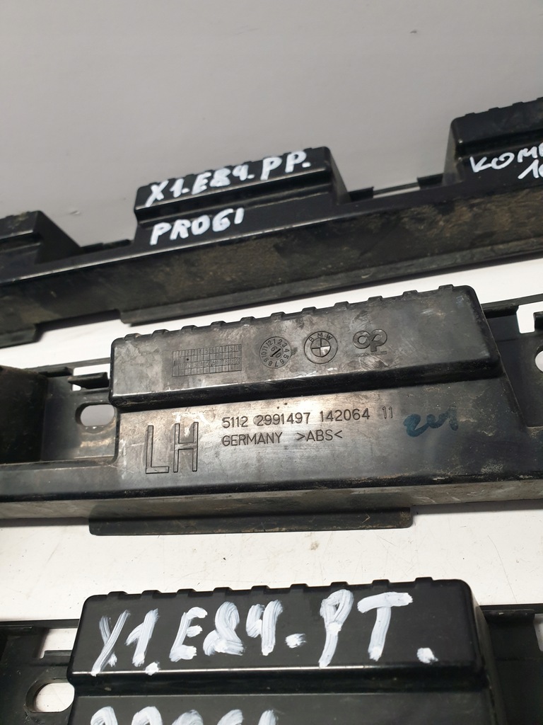 фото №8, Bmw x1 e84 направляющая кронштейн порог порог 2991497