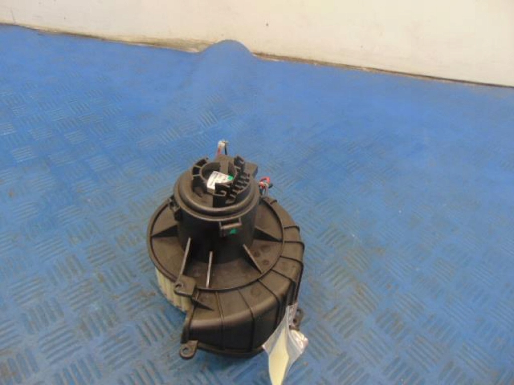 Opel astra h 1.9cdti вентилятор повітроводи 52421335 Зі Шроту