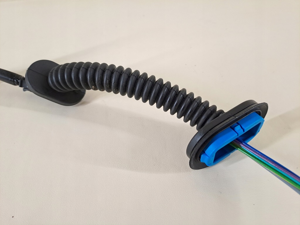 фото №8, Suzuki sx4 s-cross 18r lift 1.4t жгут электропроводка дверь правая задняя