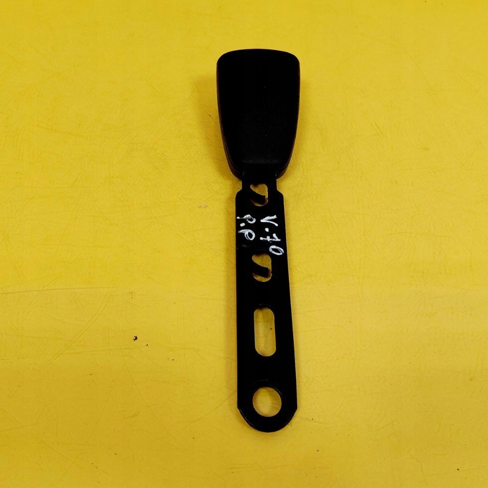 Кліпса поперечина безпеки правий перед volvo s70 v70 v70 xc nr1463 в Україні