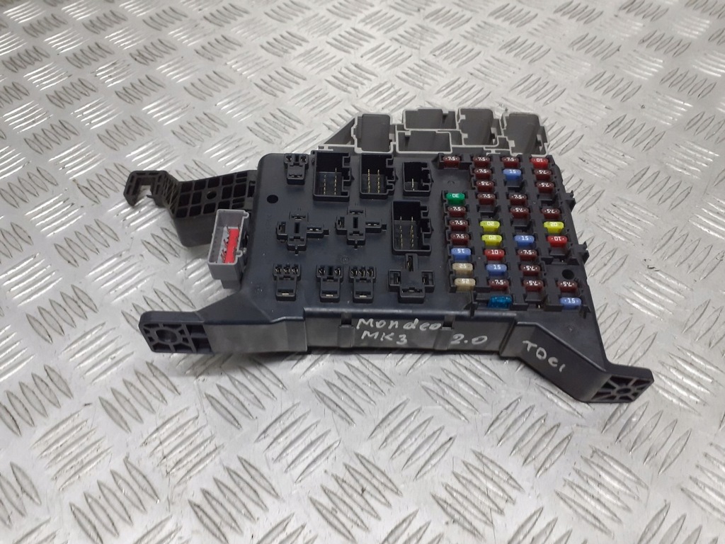 фото №1, Коробка предохранителей ford mondeo mk3 2.0 tdci