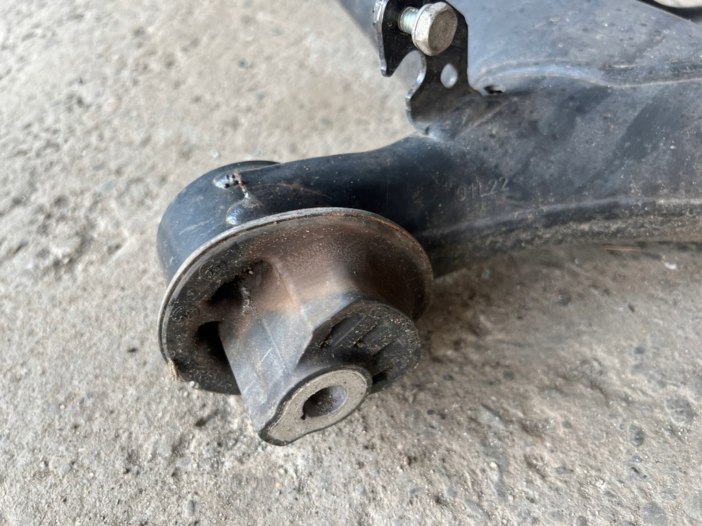 фото №6, Toyota yaris iv 4 19- oś задня балка підвіска заднього na гальмівні диски