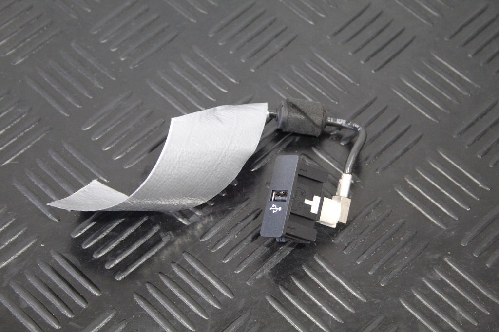 фото №1, Роз'єм usb mini countryman r60 n47 9230248