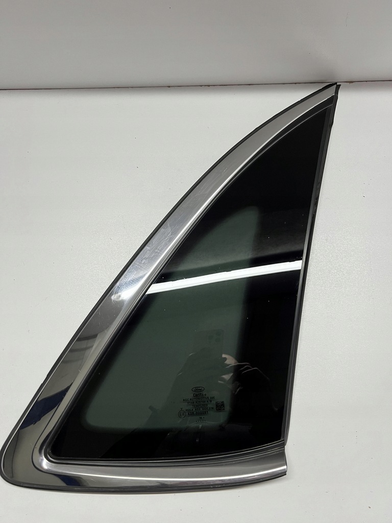 фото №1, Ford edge скло права задня 17'