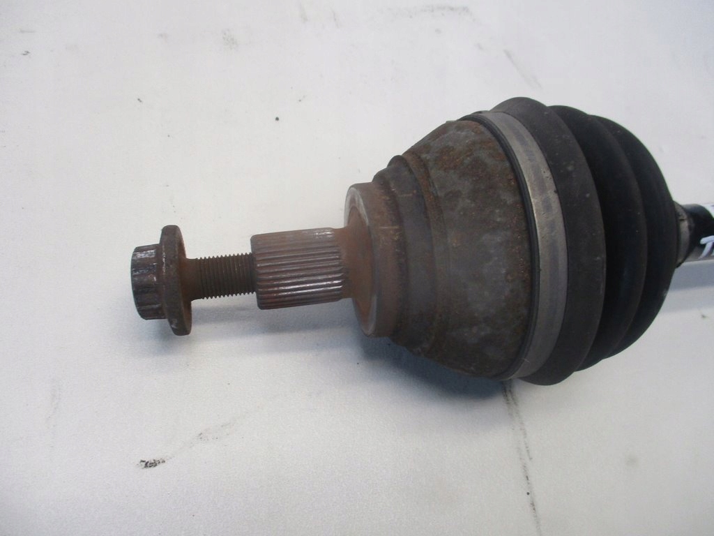 Привідний вал ліва механічна коробка передач vw tiguan i 2.0 tdi в Україні