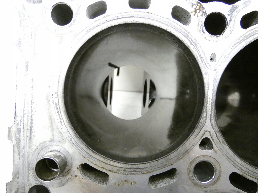 фото №13, Bmw f11 f10 f20 f30 e84 f25 n47d20c блок двигуна