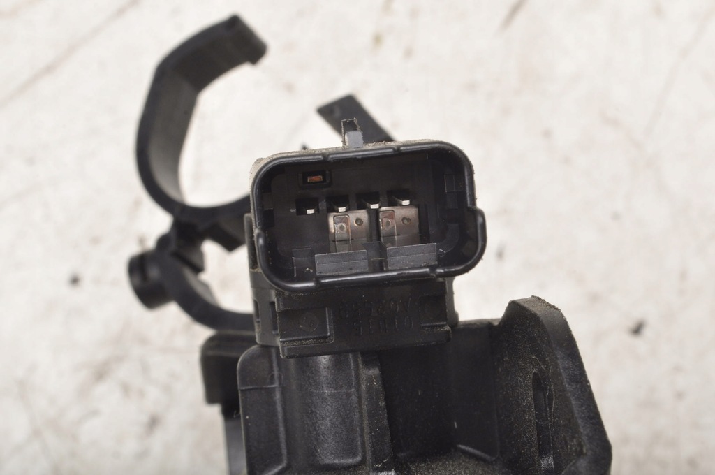 фото №4, Citroen c4 cactus 1.2 vti труба воздухозаборник воздуха