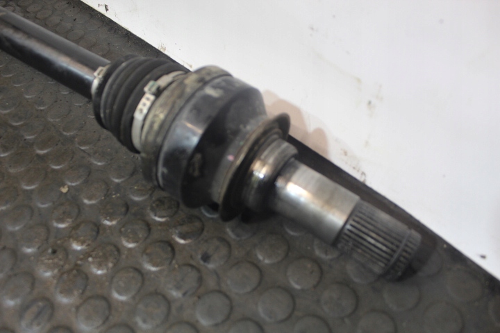 фото №2, Ступица приводной вал правый задняя alfa romeo giulia