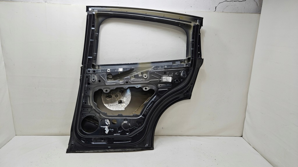 Дверь задняя задние правое tesla model x оригинал Киев