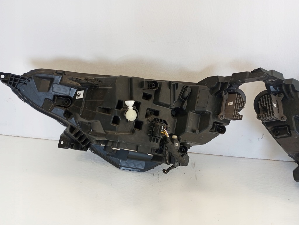 фото №10, Лампа full led ліва renault arkana lift 260605973r