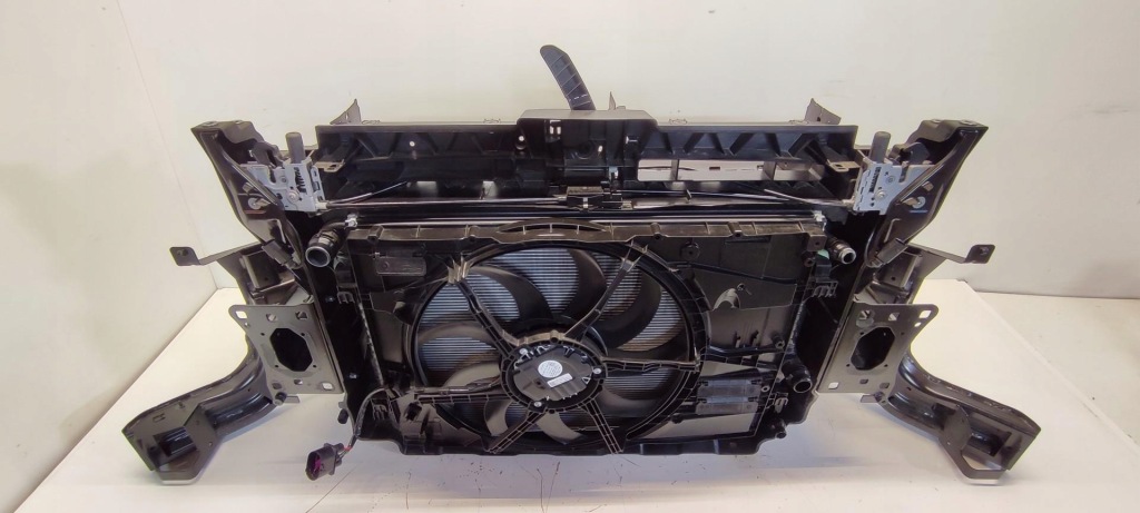 Vw tayron ремінь передній радіатор комплект 1.5 etsi 57l805588h 57l807109a Недорого