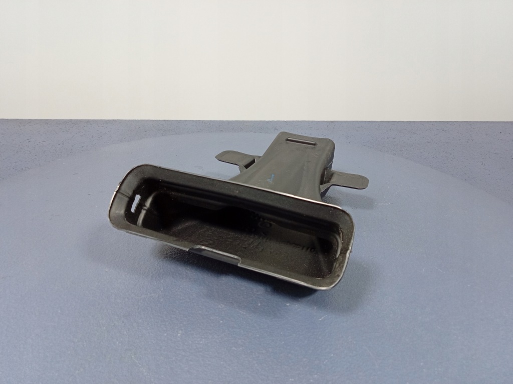 фото №1, Bmw 2 f44 f40 f54 канал воздуха задняя 9263409