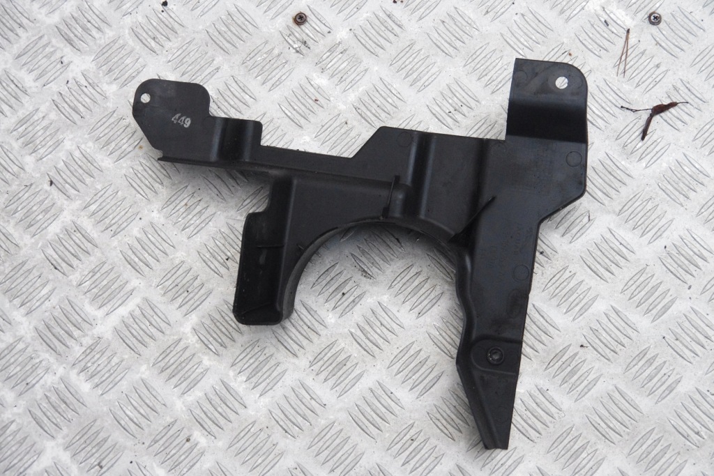 Купити Накладка подрамник піввісь ліва jaguar e-pace x540