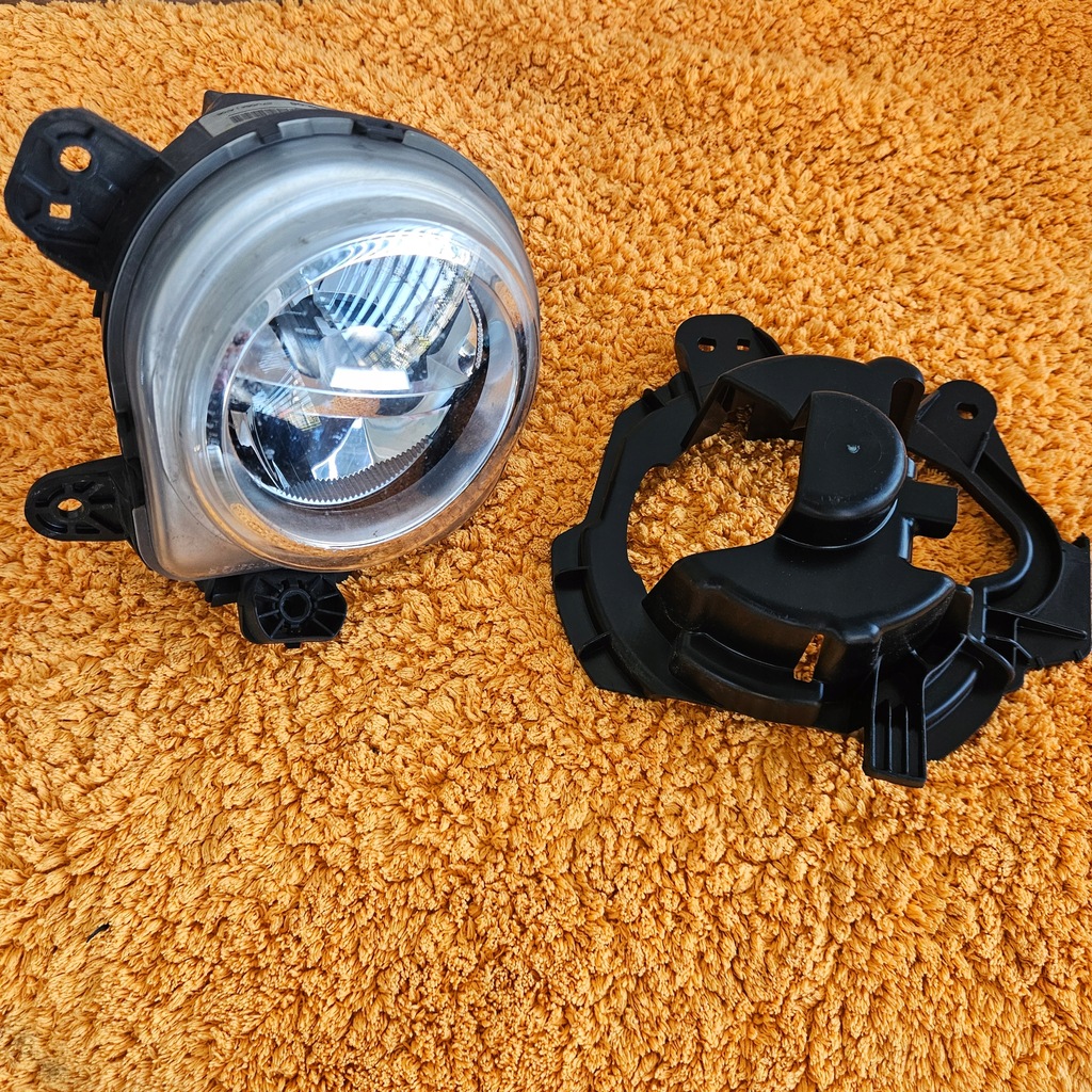 фото №1, Противотуманная фара led правый bmw x4 x5 x6 7560200001