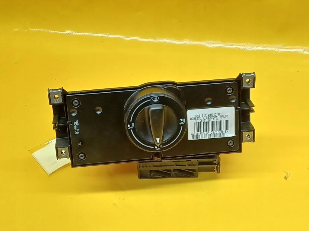 фото №1, Панель обдув seat cordoba i 93-99r 6k0819045c