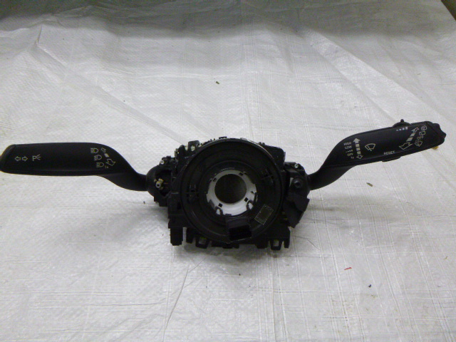 фото №1, Переключатель комбинированный audi a3 8v 8v095352eg