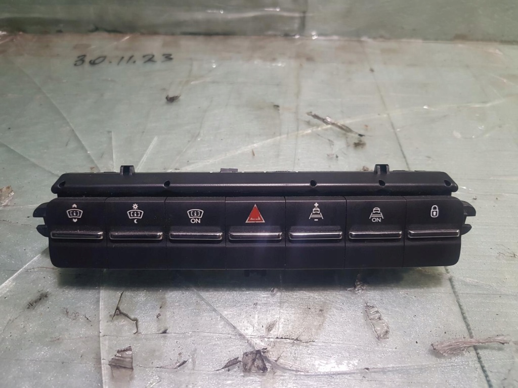 фото №1, Панель управление peugeot 5008 96638426xt