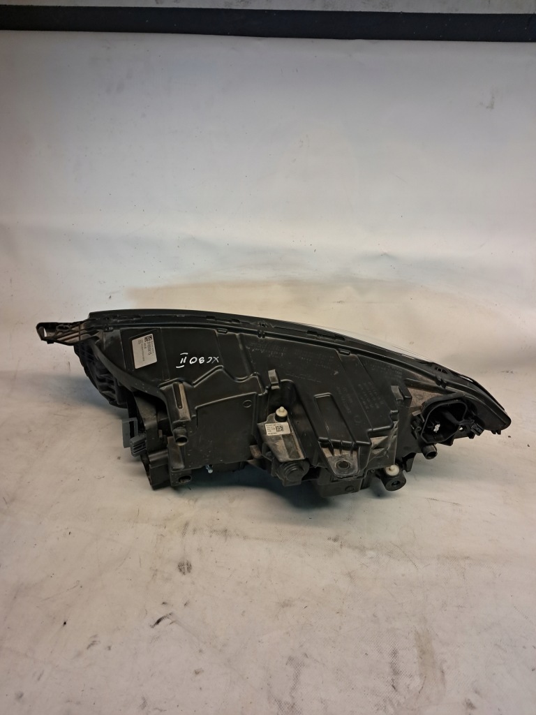 фото №6, Лампа правая перед mid led volvo xc90 ii 31655815