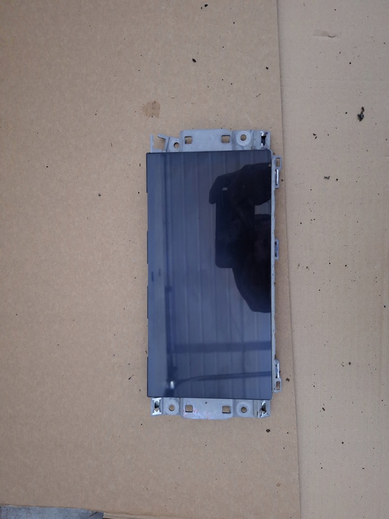 фото №1, Дисплей радио навигация audi a3 8y 20- 8y0919620a