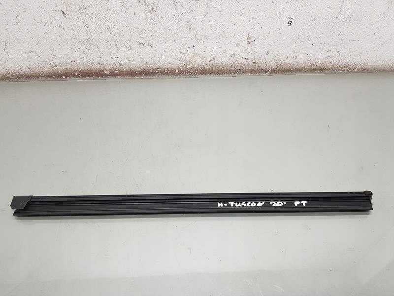 фото №1, Молдинг уплотнитель правый задняя hyundai tucson iv