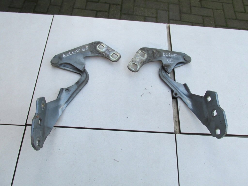 фото №1, Петля петли капот цвет 86 mondeo mk4 2007 rok