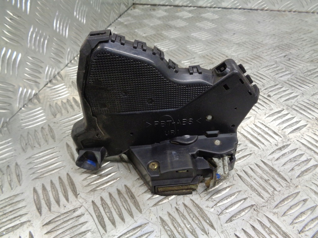 фото №1, Замок дверь правый перед toyota avensis t25