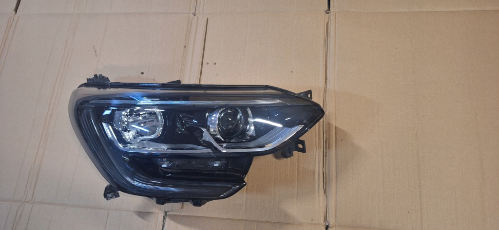 фото №2, Лампа передня права renault megane iv