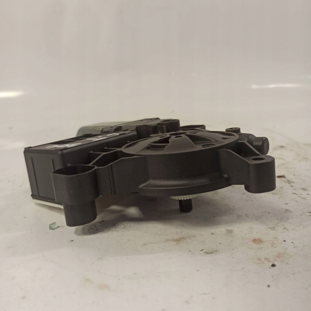 фото №10, Skoda fabia iii lift моторчик стекло левый задняя 5q0959407d