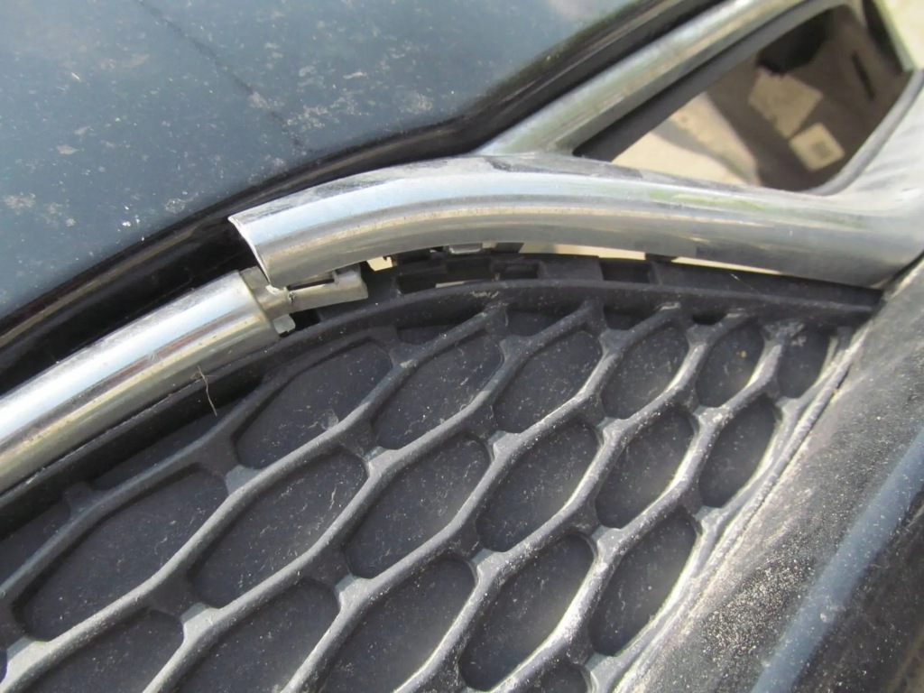 Chrysler 300c 14-23 бампер перед передний kol px8 c408 Киев