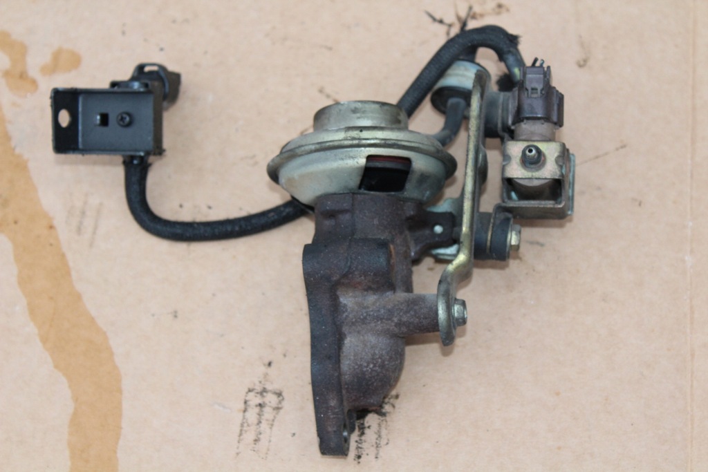 фото №1, Клапан egr toyota corolla verso i e12 2.0 d4d 1cd 25620-27070