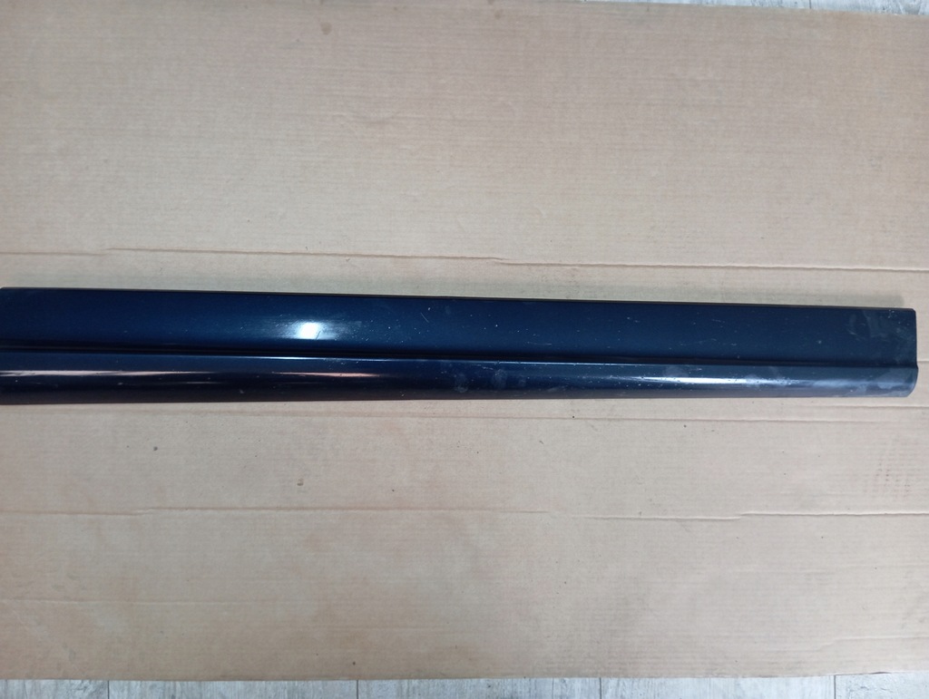 фото №1, Audi q5 8r 08-12 молдинг накладка na дверь правая перед оригинал