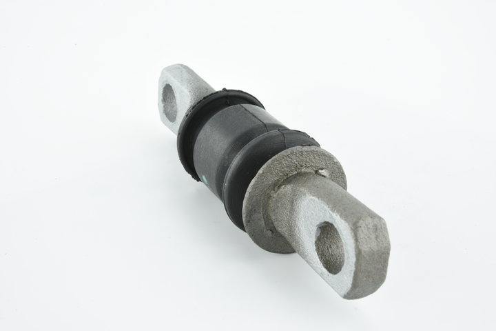 фото №14, Втулка передняя рычага верхнего перед lexus es300 96-08, rx300 00-03