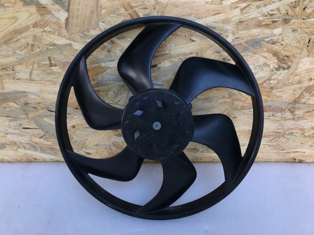 фото №1, Opel vivaro 2 ii trafic вентилятор радиатора 15-