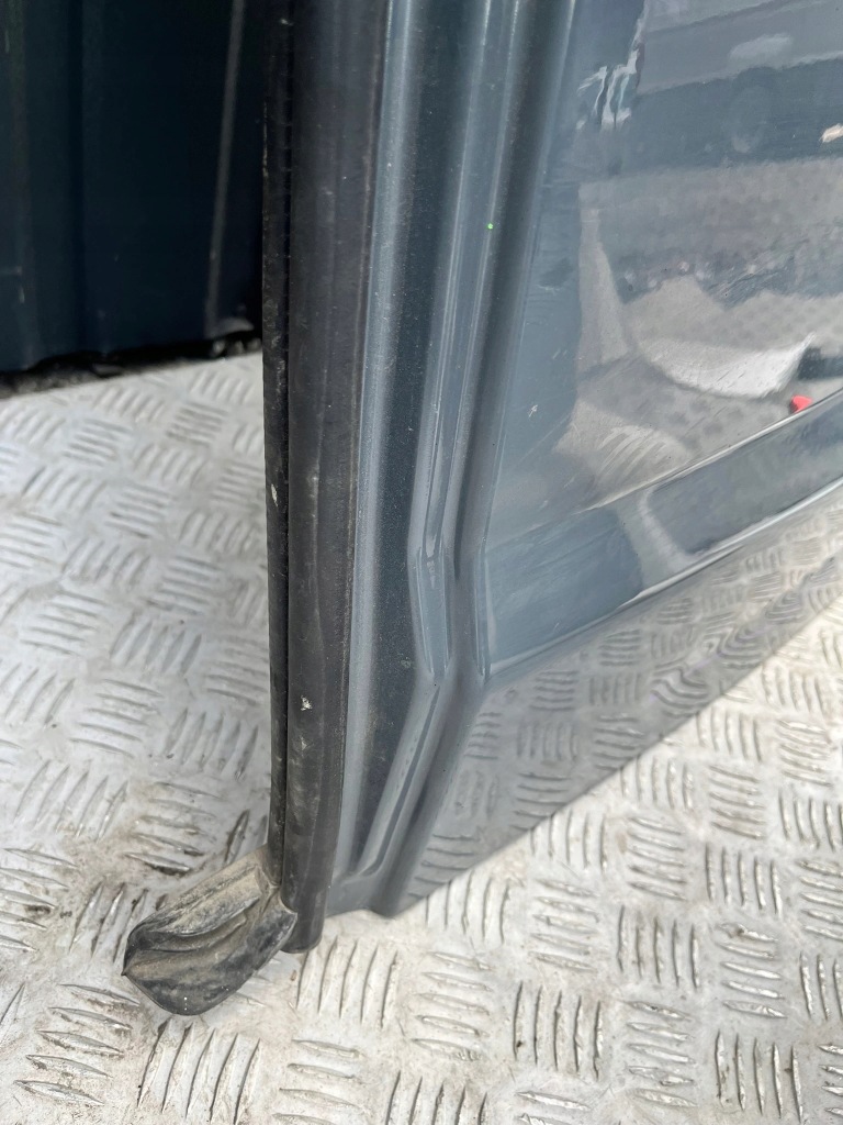 Двері правий задня задні повний renault express van kangoo iv 21- Ціна