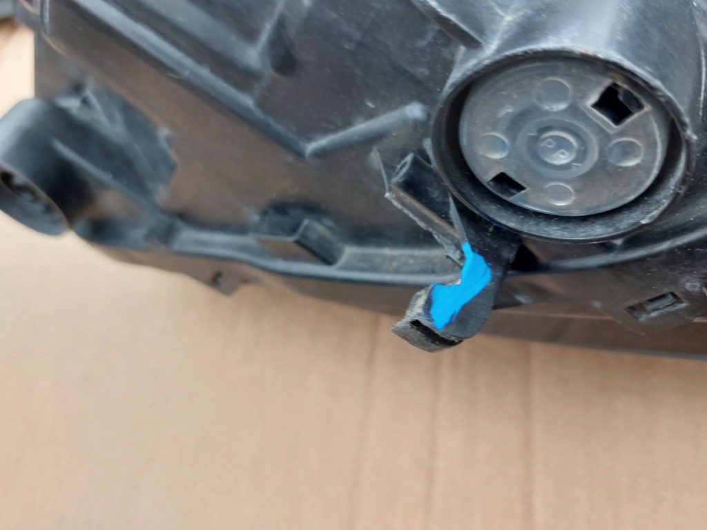 фото №11, Лампы перед комплект citroen c3 aircross europa