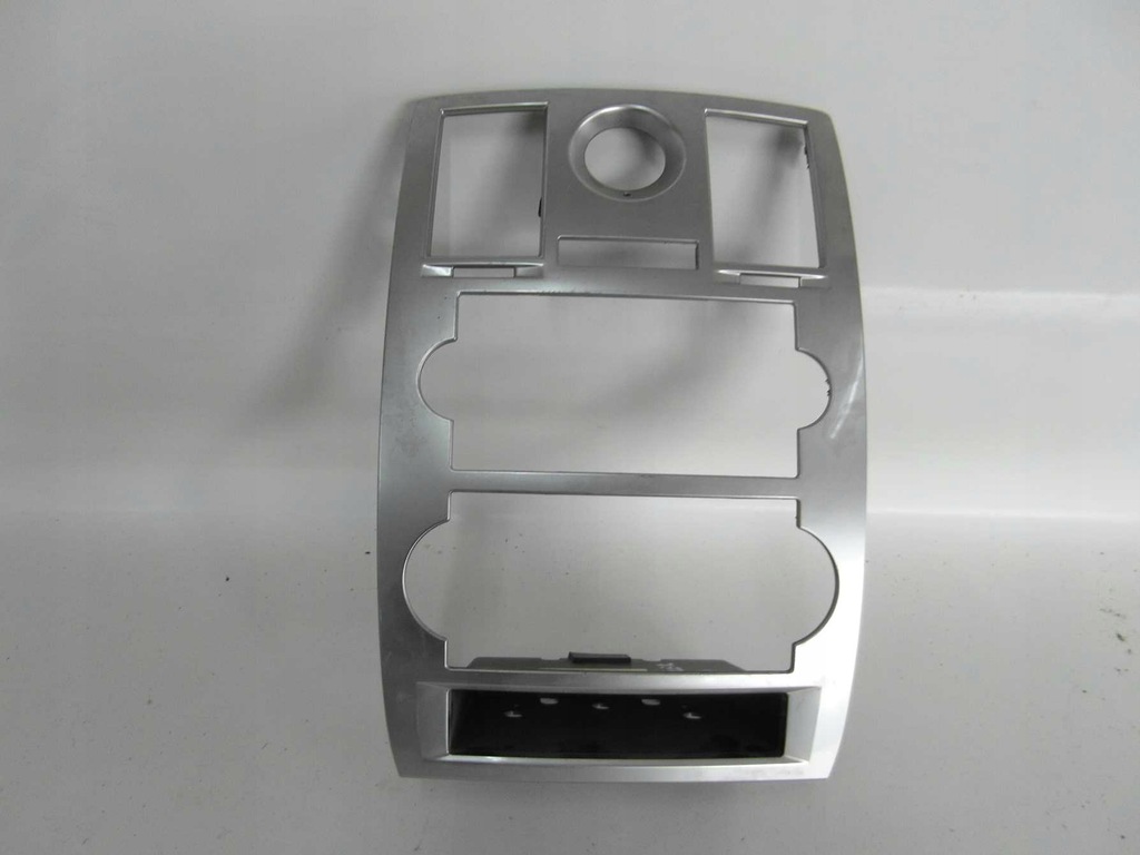 фото №1, Chrysler 300c захист рамка радіо